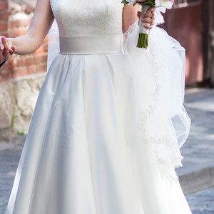 Продам Вишукану весільну сукню, фото 3